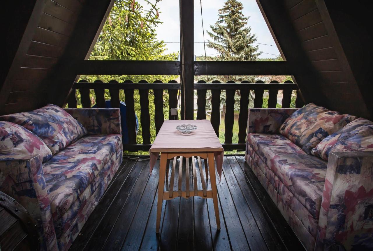Alabastrom Panzio Es Etterem Bed & Breakfast Bogacs Exterior photo